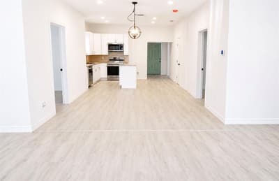 811 W Day Street, Denison TX 75020 - Photo 2