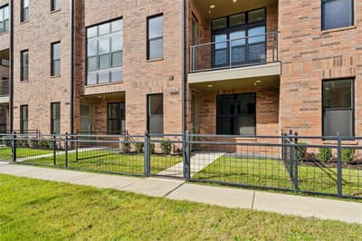 3048 Chimes Street, Dallas TX 75219 - Photo 2