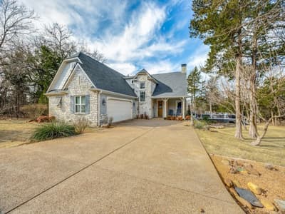 107 Memorial Street, Gordonville TX 76245
