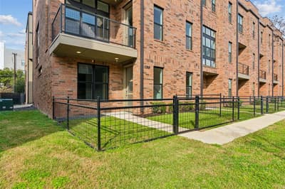 3032 Chimes Street, Dallas TX 75219 - Photo 2