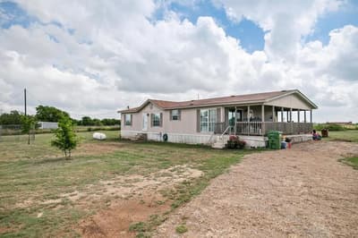 5680 County Road 1217, Cleburne TX 76033 - Photo 2