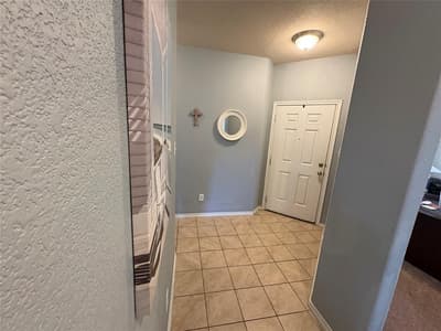 1213 Walnut Cliff Court, Fort Worth TX 76179 - Photo 3