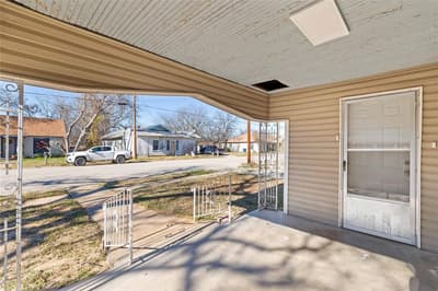 1410 Avenue E, Brownwood TX 76801 - Photo 5