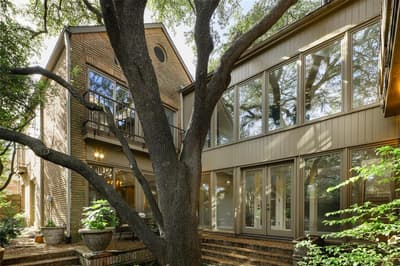 7 Glenchester Court, Dallas TX 75225