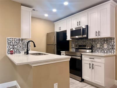 12802 Midway Road # 2015, Dallas TX 75244