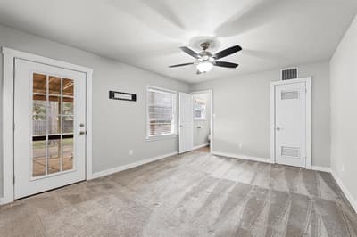 351 Santa Fe Drive, Woodway TX 76712 - Photo 4