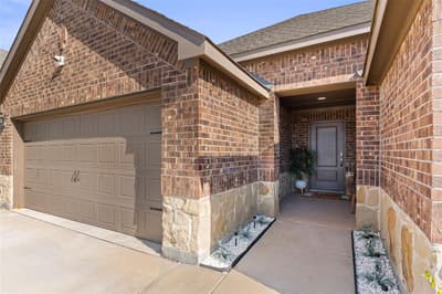 1517 Blossom Court Drive, Princeton TX 75407 - Photo 3