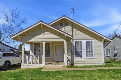 504 Bluebonnet Street, Aubrey TX 76227 - Photo 2