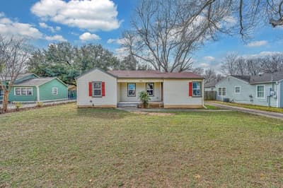 3213 S 3rd Street, Waco TX 76706