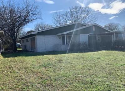4604 Reed Street, Fort Worth TX 76119 - Photo 2