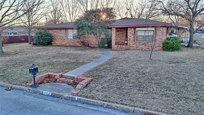 200 Louise Street, Nocona TX 76255