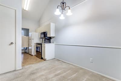 5981 Arapaho # 1106, Dallas TX 75248 - Photo 3