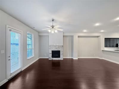573 W Royal Lane, Irving TX 75039 - Photo 5