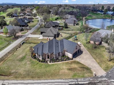 6000 Justine Court, Granbury TX 76049 - Photo 2