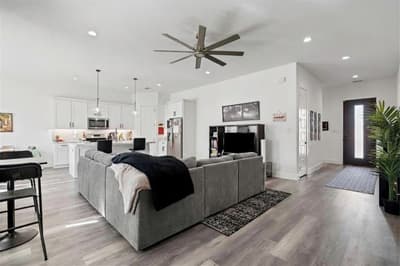 7722 Oak Garden Trail, Dallas TX 75232 - Photo 5