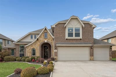 203 Oakcrest Drive, Justin TX 76247