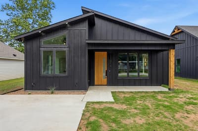 314 W Cobb Street, Bridgeport TX 76426