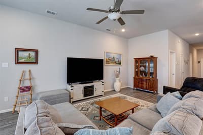 8948 Bronze Meadow Drive, Fort Worth TX 76131 - Photo 5