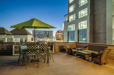 2111 Albany Street, Dallas TX 75201