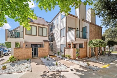 2310 Bamboo Drive # J207, Arlington TX 76006