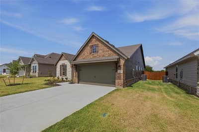 1229 Sabine River Lane, Springtown TX 76082 - Photo 3