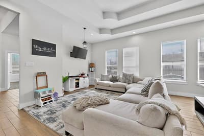 2015 Volga Avenue, Dallas TX 75216 - Photo 2