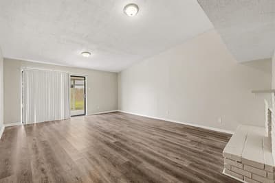 4010 Mayflower Drive, Garland TX 75043 - Photo 5