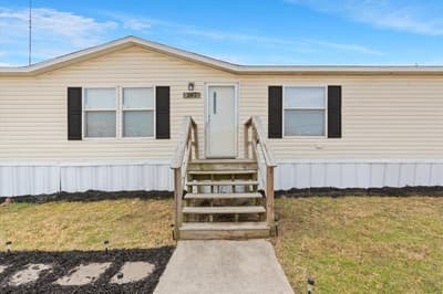 247 N Lake Street, Axtell TX 76624 - Photo 4