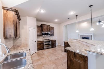 12956 Deep River Drive, Frisco TX 75035 - Photo 4