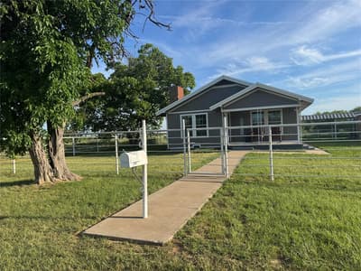 794 W Antelope Road, Jacksboro TX 76389
