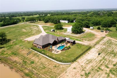 1466 County Road 1270, Alvord TX 76225 - Photo 3
