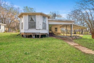 1080 Hearon Street E, Paris TX 75460