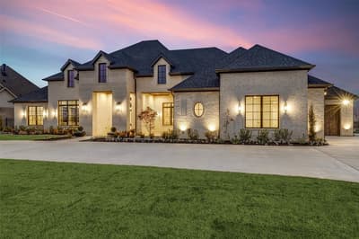 3516 Fairway Drive, Denton TX 76226 - Photo 2
