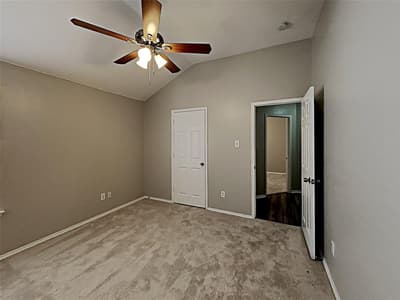 617 Oak Hollow Trail, Saginaw TX 76179 - Photo 5