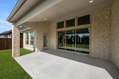 2549 Baypoint Drive, Grand Prairie TX 75054 - Photo 5