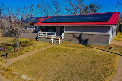 202 N 10th Street, Jacksboro TX 76458 - Photo 2