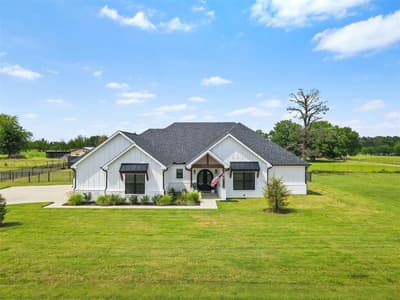 11 Nicklaus Drive, Sulphur Springs TX 75482