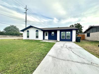 1322 Shorecrest Drive, Garland TX 75040