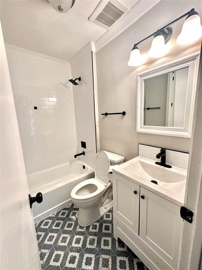 1322 Shorecrest Drive, Garland TX 75040 - Photo 5