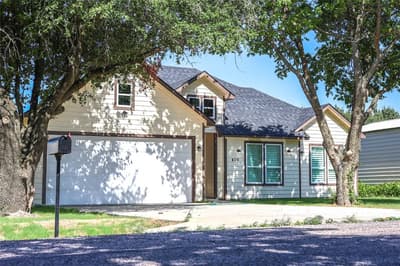 410 Simpson, Southmayd TX 75092 - Photo 2