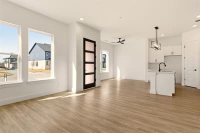 8902 Lowell Street, Rowlett TX 75089 - Photo 4