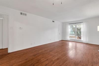 5305 Fleetwood Oaks Avenue # 274, Dallas TX 75235 - Photo 4