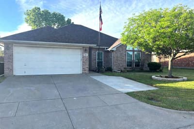 221 Rose Avenue, Cleburne TX 76033 - Photo 3
