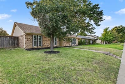 229 S Heartz Road, Coppell TX 75019 - Photo 3