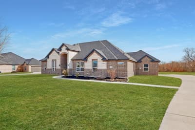 129 Altom Road, Springtown TX 76082 - Photo 2