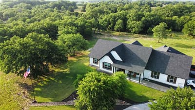 165 Rolling Bend Road, Alvord TX 76225