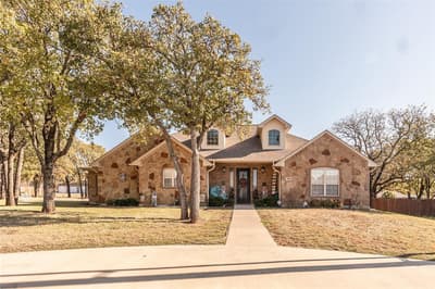 209 Benton Street, Nocona TX 76255