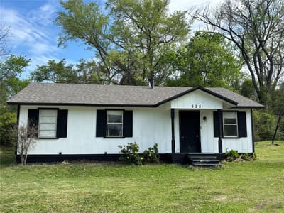 525 W Hickory Street, Kaufman TX 75142