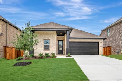 156 Summer Rain Way, Newark TX 76071