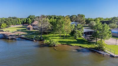 1712 Island Village Court, Granbury TX 76048